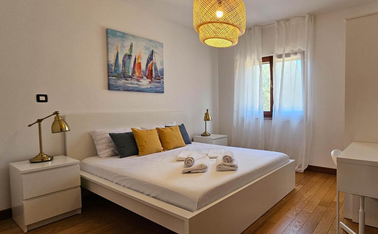 Apartment Bluemare B3 With Shared Pool Ližnjan Exterior foto
